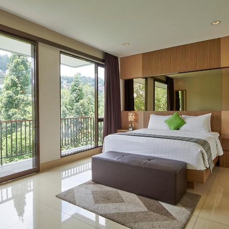 Tulip Hill View Villa 5 Bedrooms With A Private Swimming Pool バンドゥン エクステリア 写真