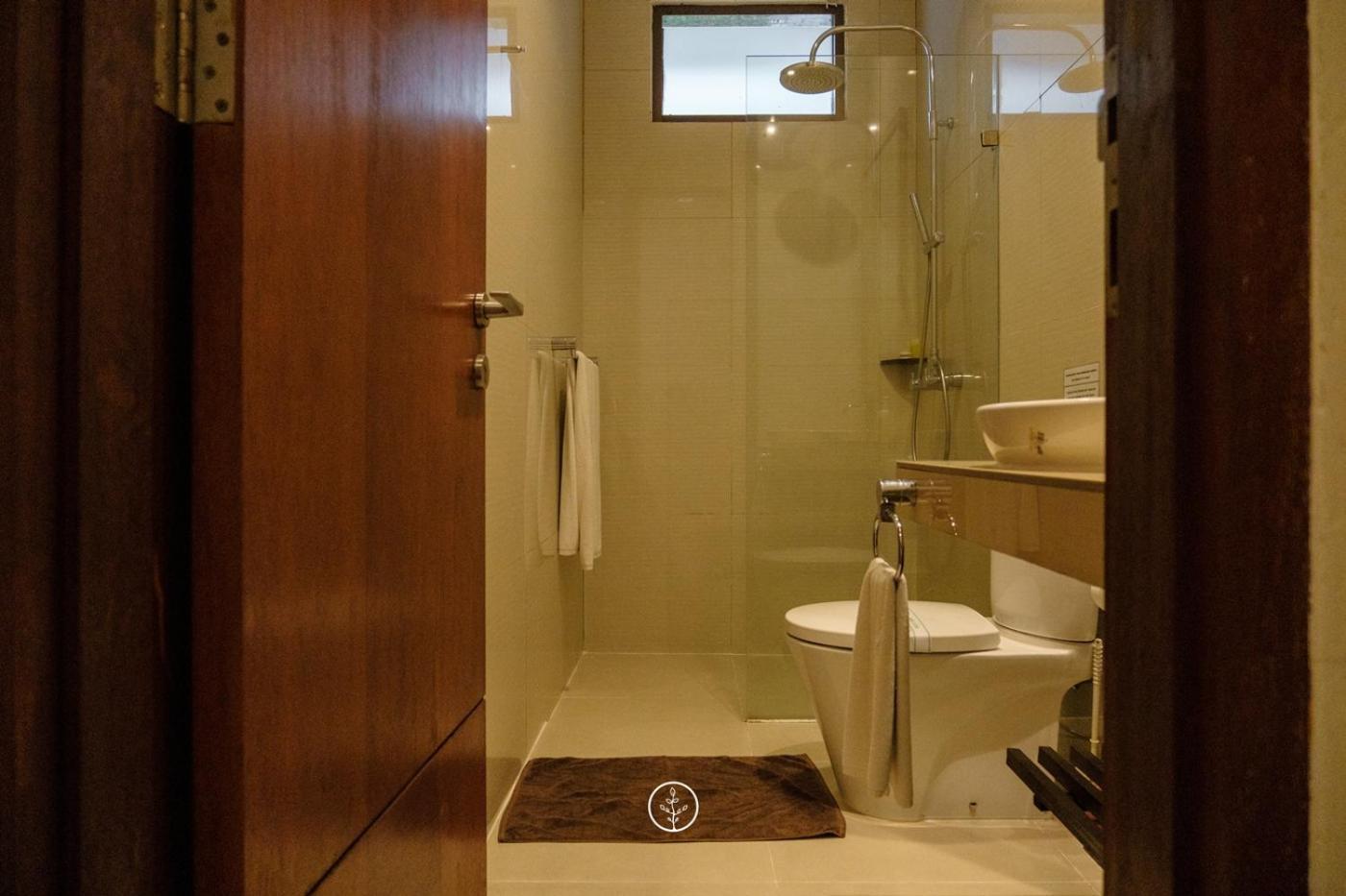 Tulip Hill View Villa 5 Bedrooms With A Private Swimming Pool バンドゥン エクステリア 写真