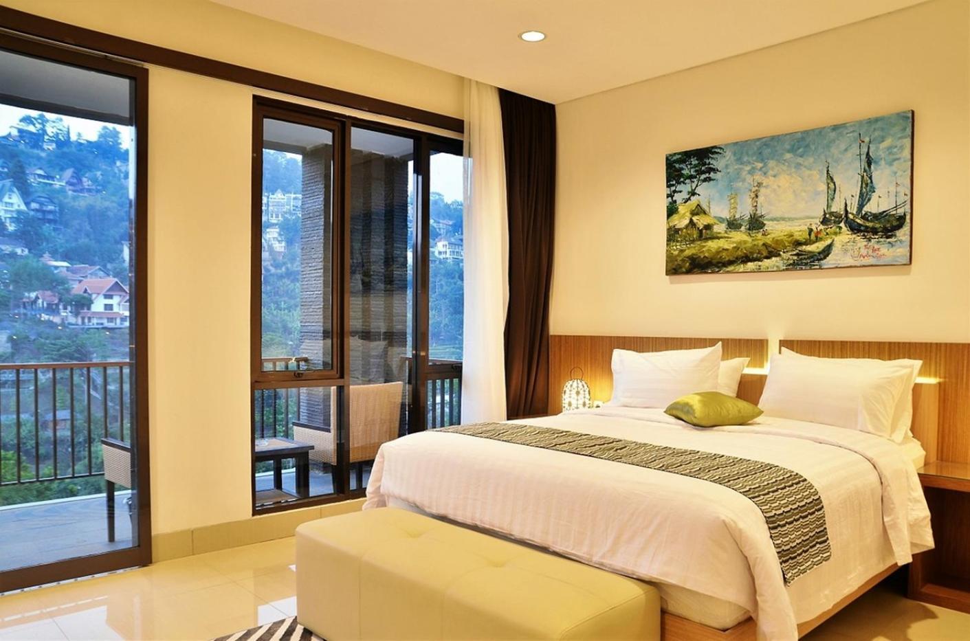 Tulip Hill View Villa 5 Bedrooms With A Private Swimming Pool バンドゥン エクステリア 写真